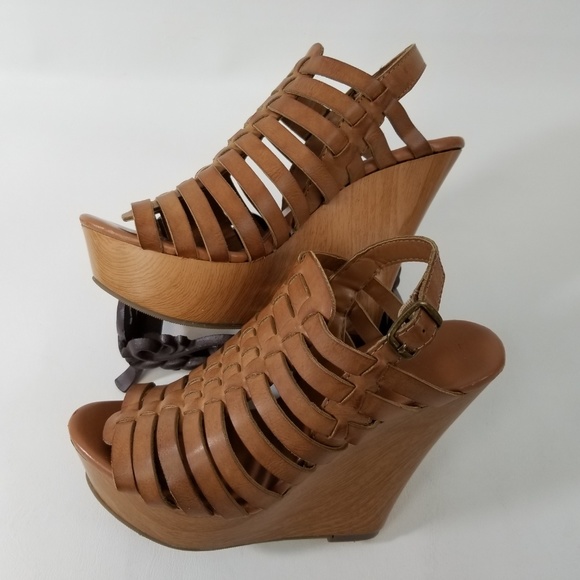 Natural Leather Woven Wedge Heel Sandals - Picture 4 of 8